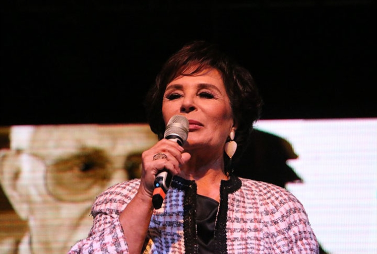 Hülya Koçyiğit Erzurum'da