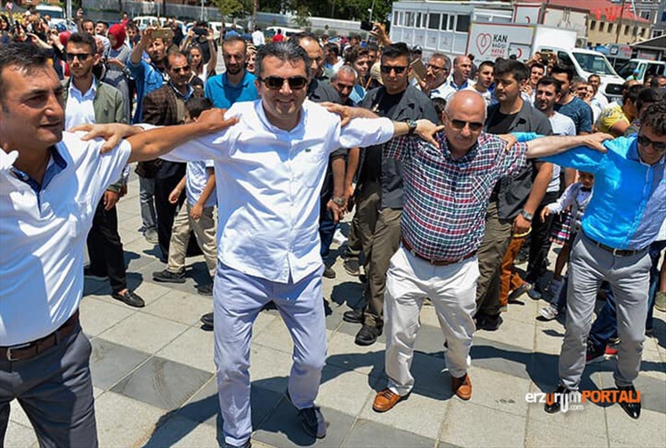 Erzurum Valisi Okay Memiş