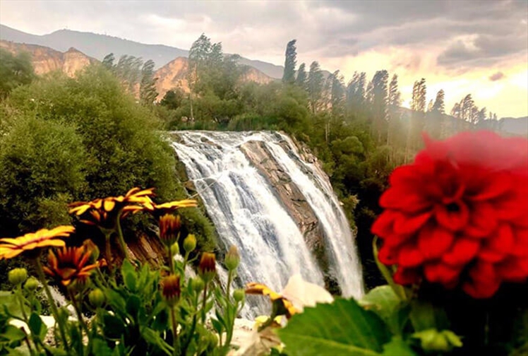 Uzundere ve Tortum Şelalesi Erzurum'un Antalya'sı Oluyor!