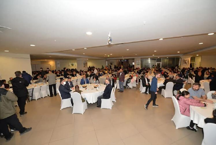 Erzurum’da Dünya Yetimler Günü İftarı Programı Düzenlendi