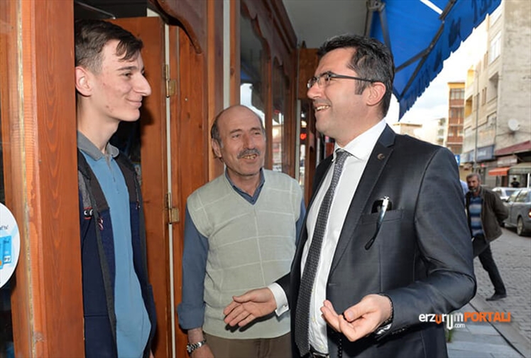 Erzurum Valisi Okay Memiş