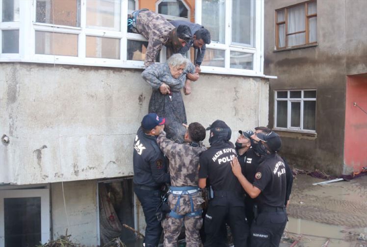 Afet Bölgesi İlan Edilen Kastamonu, Bartın ve Sinop’tan Kareler