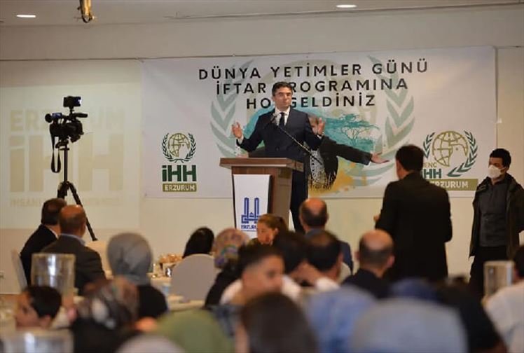 Yetim Çocuklar Erzurum İHH İftarında