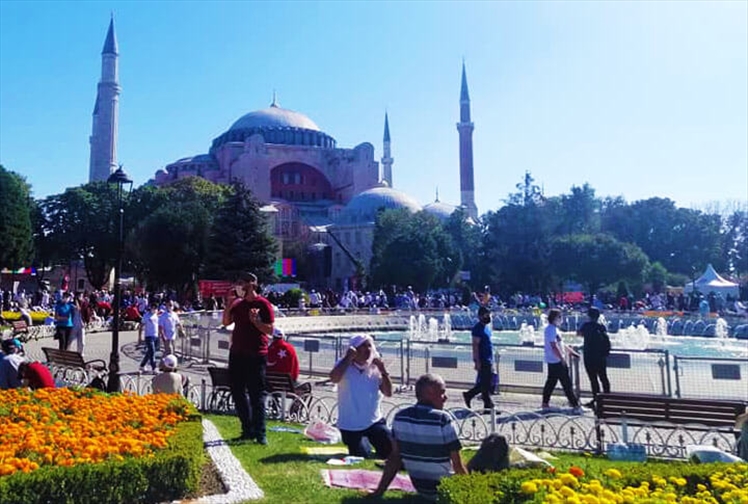 Ayasofya Camii Hakkında Merak Edilenler!