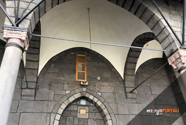 erzurum portalı gürcükapı cami