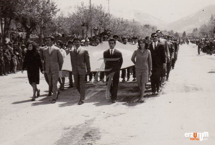 Erzurum'da Cumhuriyet Bayramı