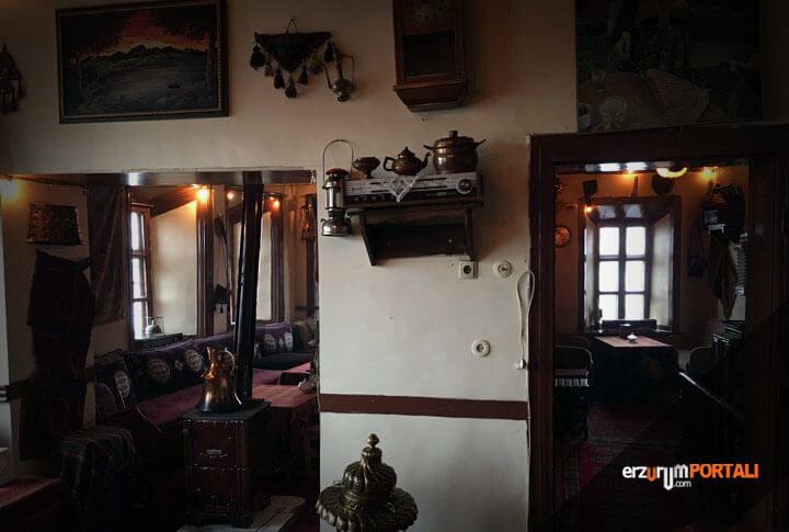 Erzurum portalı yeme içme Tarihi Çifteler Konağı