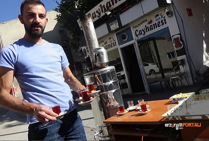 Erzurum'da çay keyfi