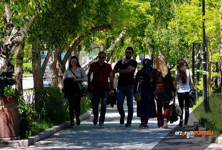 Erzurum 75 bin Üniversite Öğrencisi var