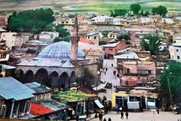 Eski Erzurum Narmanlı Cami ve Çevresi