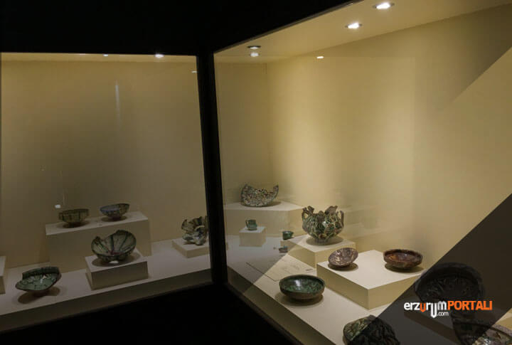 Yakutiye Medresesi Türk İslam Eserleri ve Etnografya Müzesi
